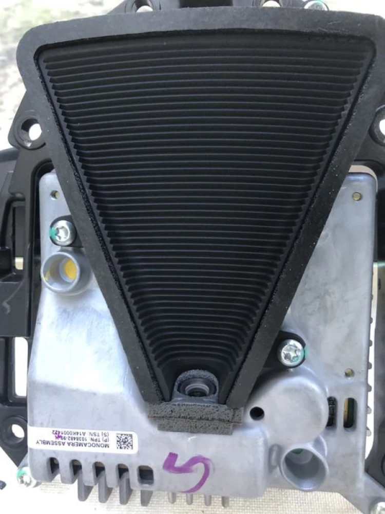 Камера Tesla model s