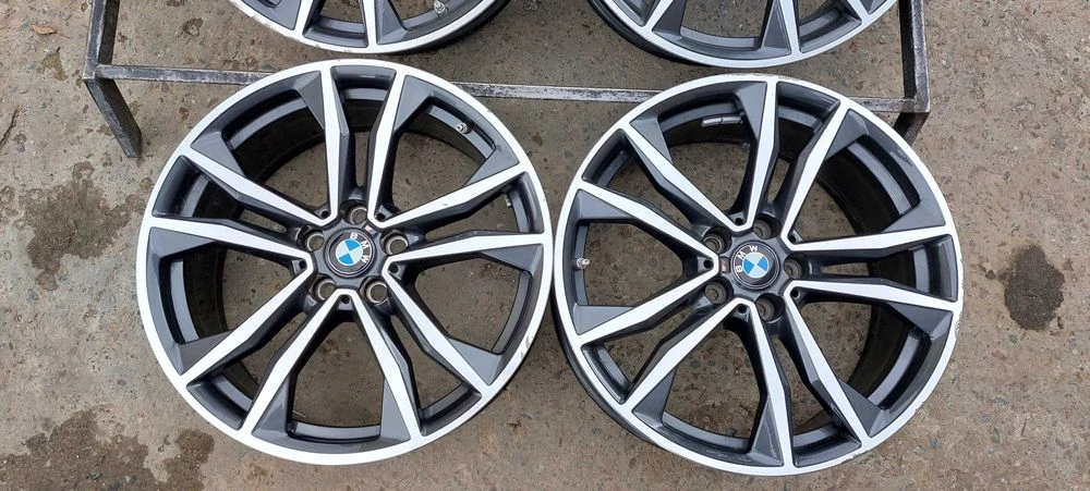 Диски BMW R19 5x112 8J ET47 715M X1 (F48) X1 (F48LCI) X2 (F39) 715M M