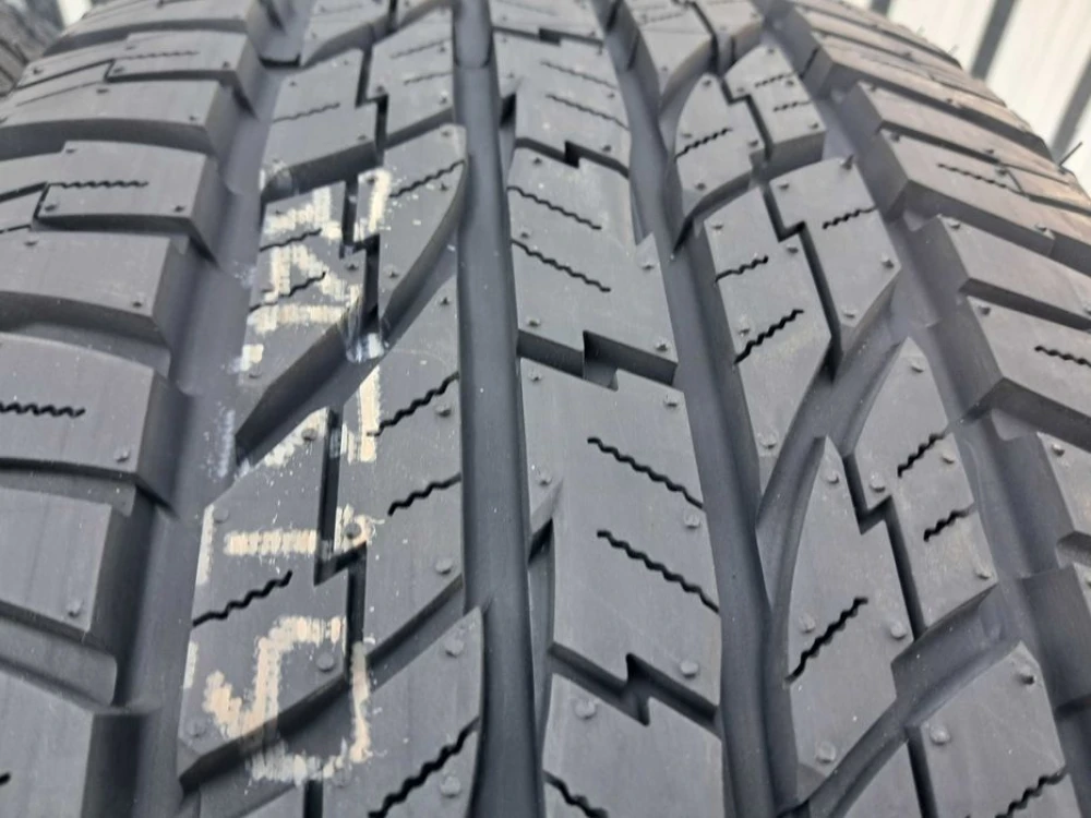 Резина НОВА Yokohama Geolandar 285/65 R17 A/T G015 DOT22 Land Cruiser