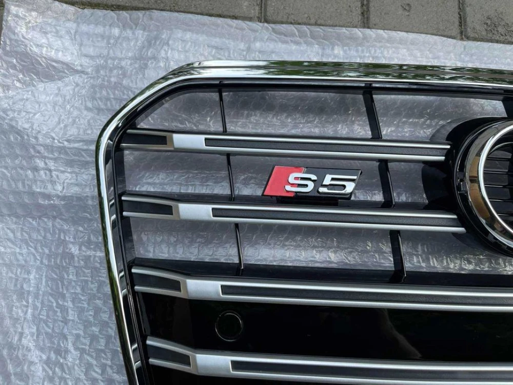 Решітка радіатора Audi A5 8T (12-16) тюнинг решетка стиль S5