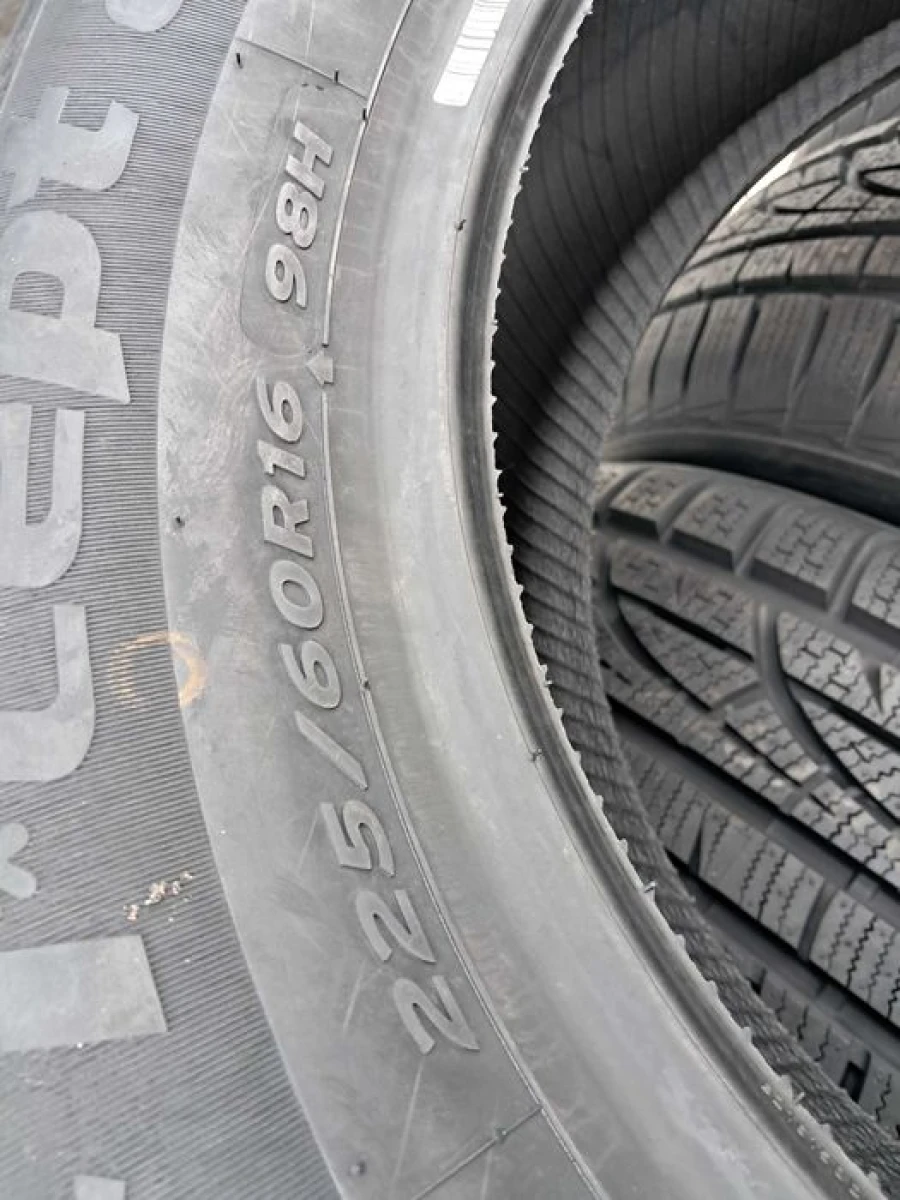 Резина зима 99% протектор Hankook 225/60 R16 I'Cept EVO