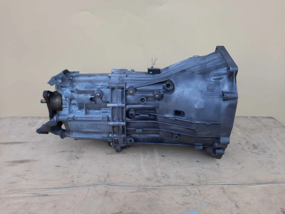 Коробка передач BMW 2.0d бмв МКПП  1089401049 - (51)
