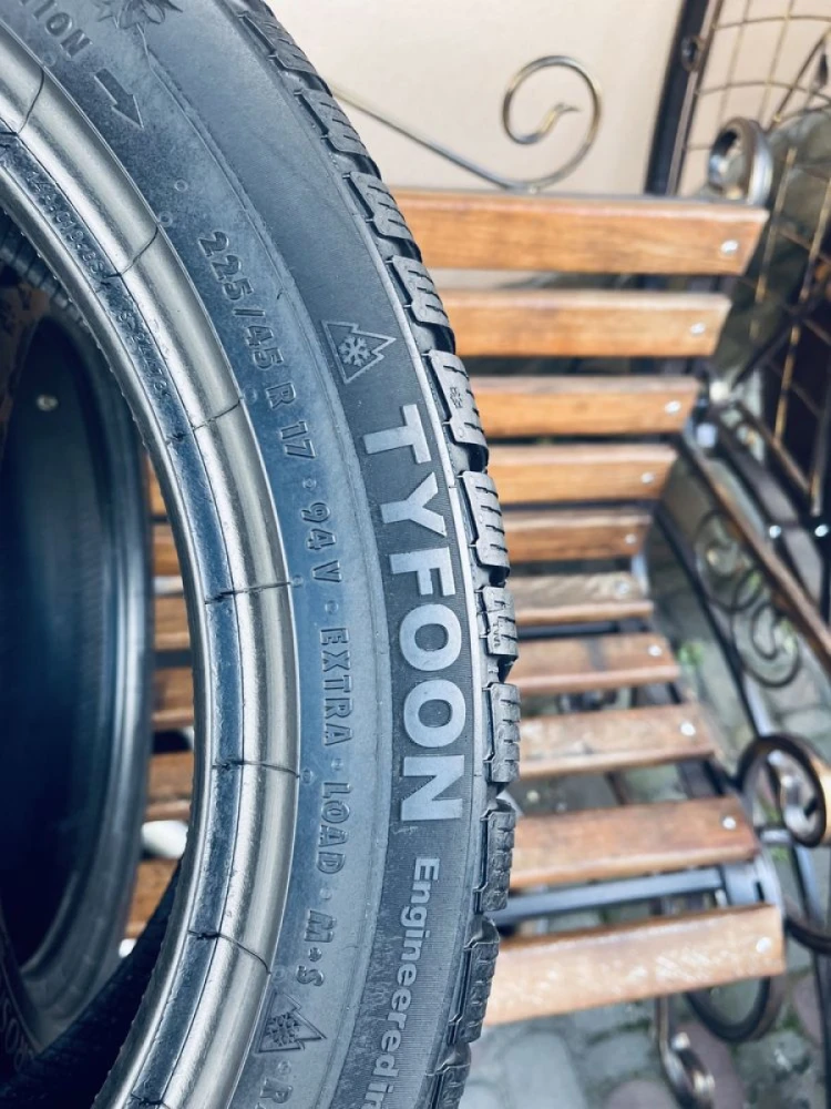Пара шин 225/45 R17 Tyfon 2018p