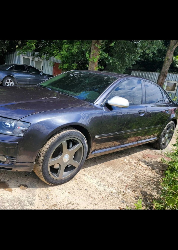 Дверь Ауди А8 Д3. Двери Audi A8 D3. Дверь передняя,дверь задняя.