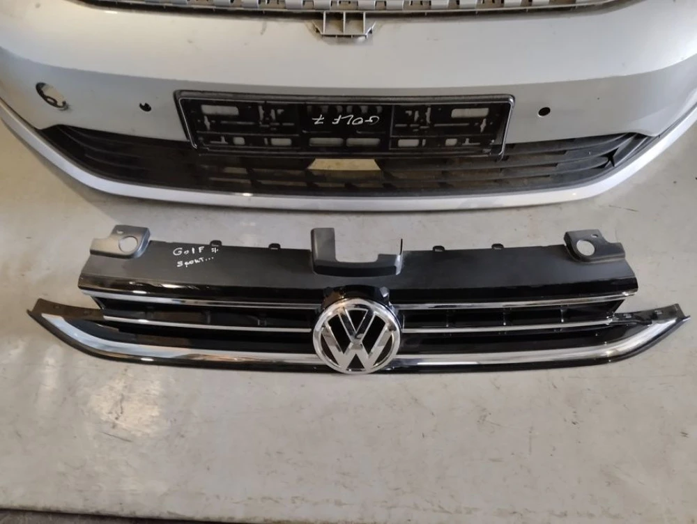 Бампер крило решітка гольф 7 спортван плюс VW Golf 7 sportvan