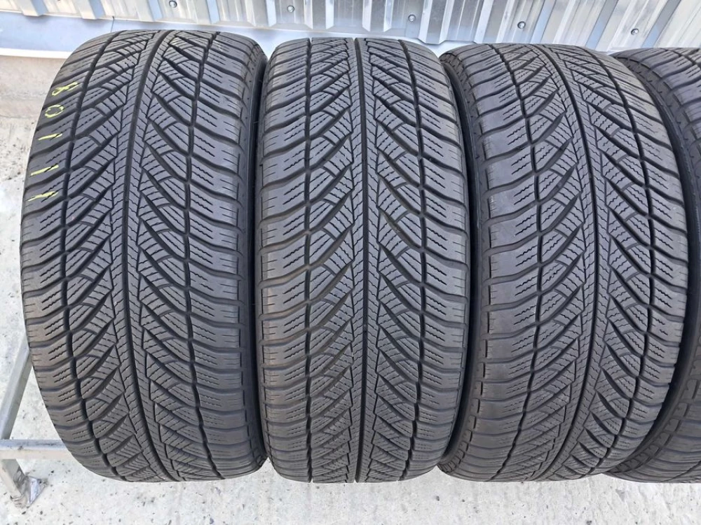 Резина зима 90% протектор Good Year 245/45 R18 UltraGrip 8 Performance