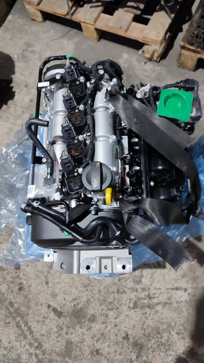 Двигун CWV 1.6 MPI VAG новий