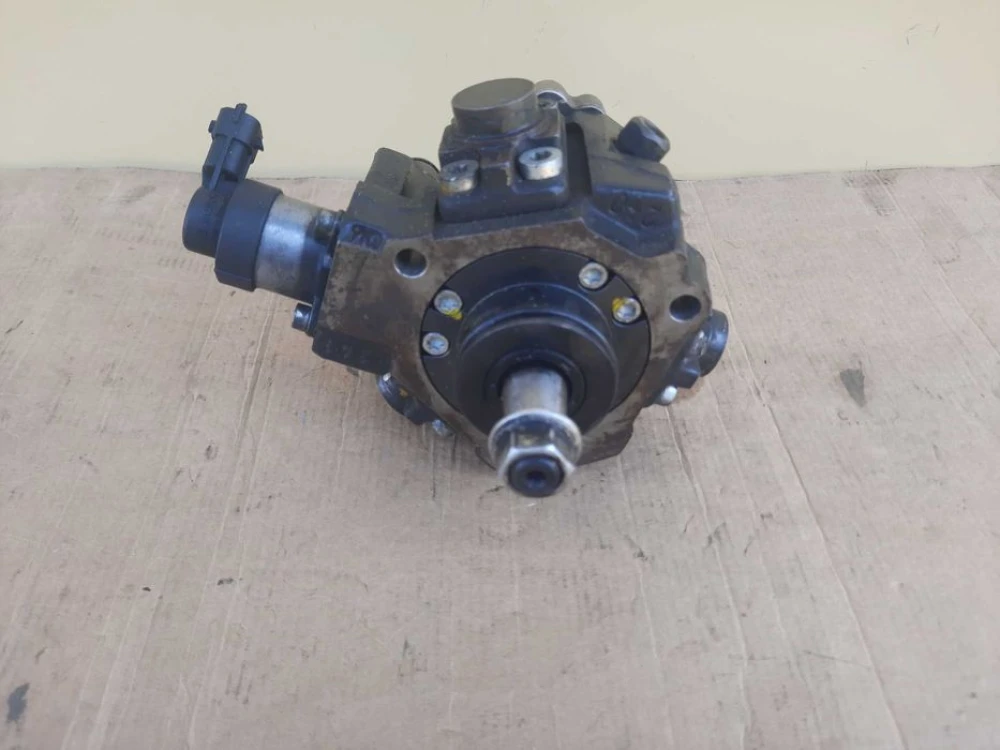 Топливный насос ТНВД 0445010118 KIA SORENTO 2.5 Hyundai H1 H100