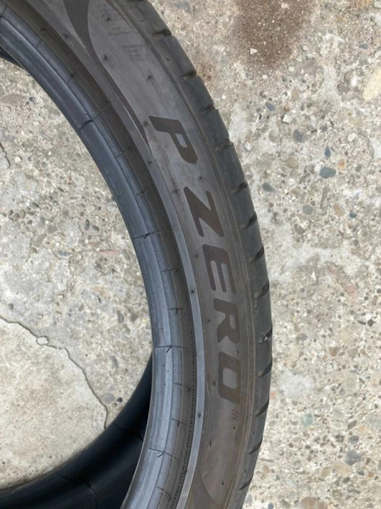 Шина,скат,колесо 275/35/R22 PIRELLI P-ZERO 21 року