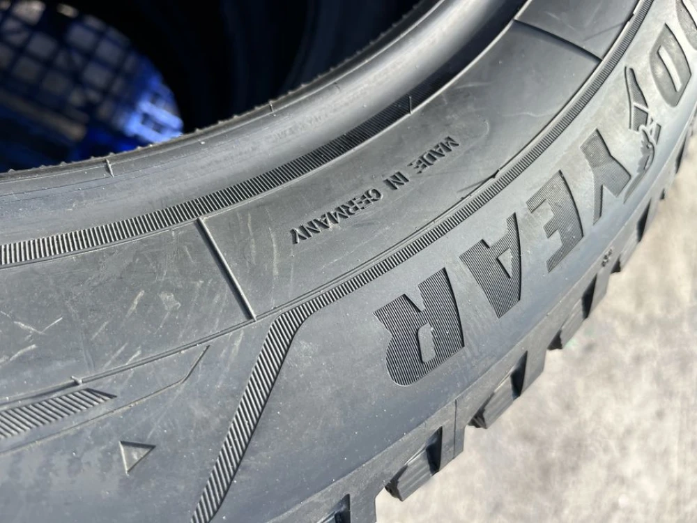 245/55 r19 Goodyear UltraGip Arctic 2 НОВАЯ Резина зимняя
