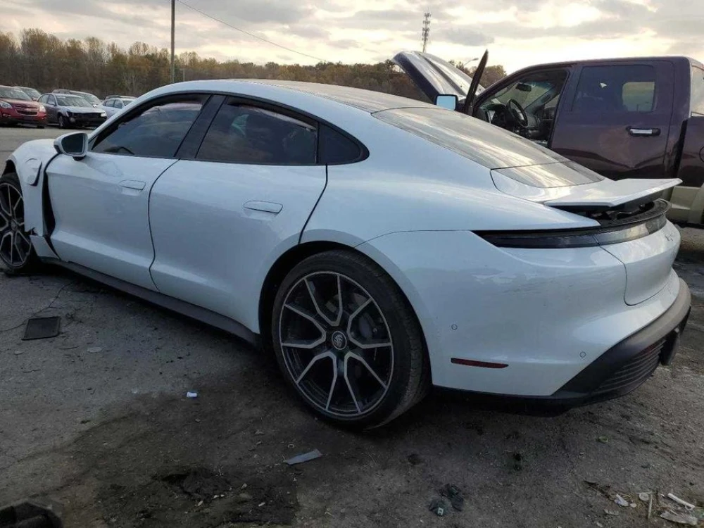 Porsche Taycan кузов