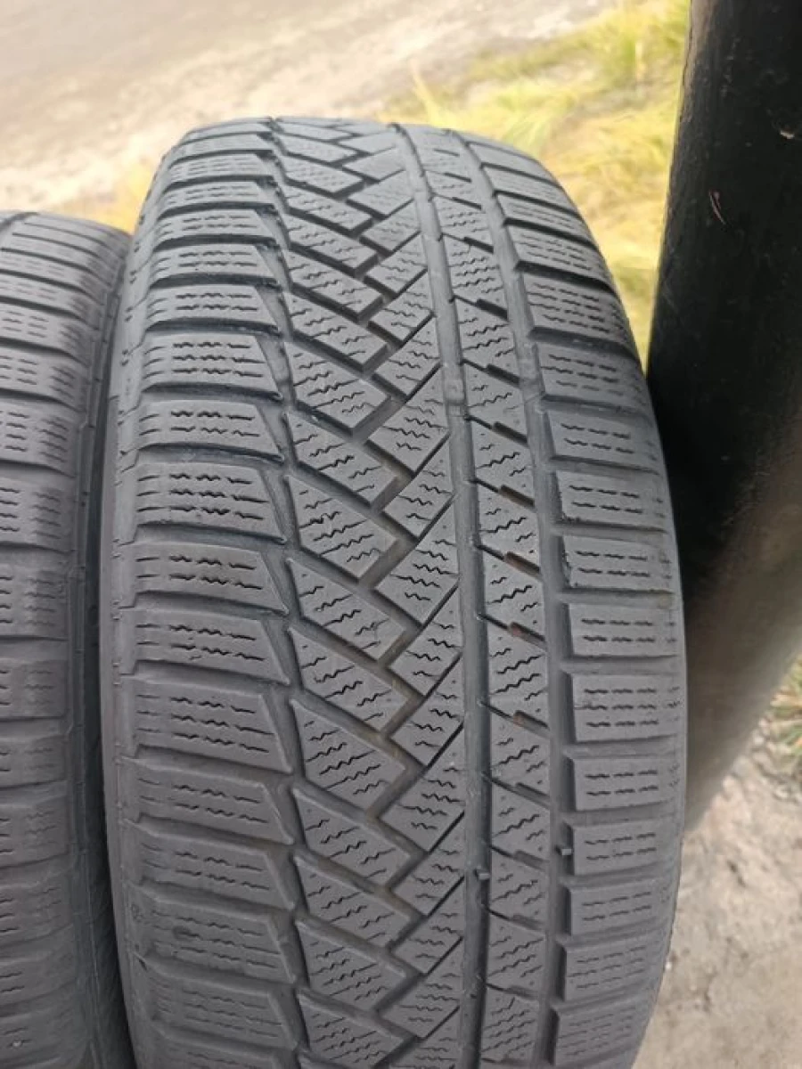 Зимові шини Continental 215/55 R17 резина Р17