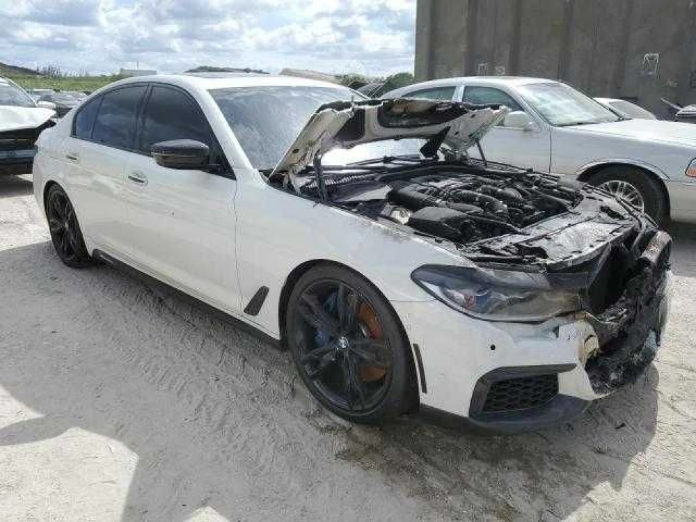 Bmw M550Xi  G30 кузов