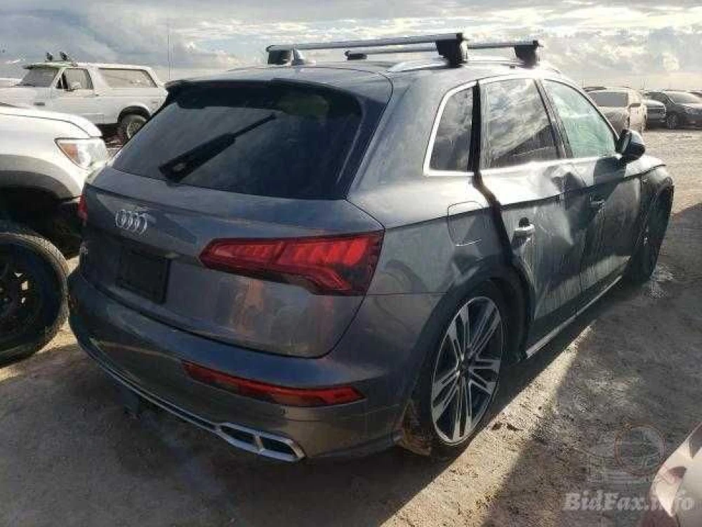 Audi Q5/SQ5 двері