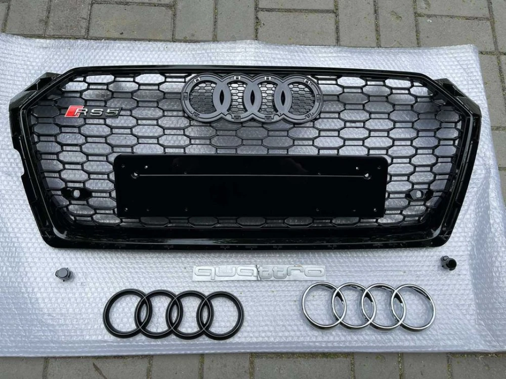 Решетка радиатора Audi A5 F5 (16-19) тюнинг стиль RS5 (чорний глянц)