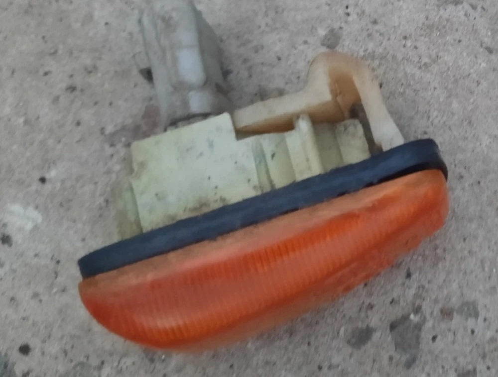 MB529093 Поворот Mitsubishi Colt Lancer IV РАЗБОРКА