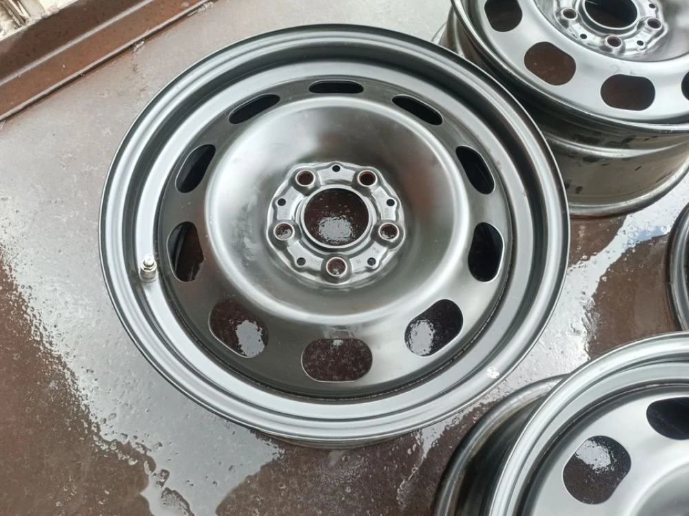 Оригінальні металеві диски 5*112 R16