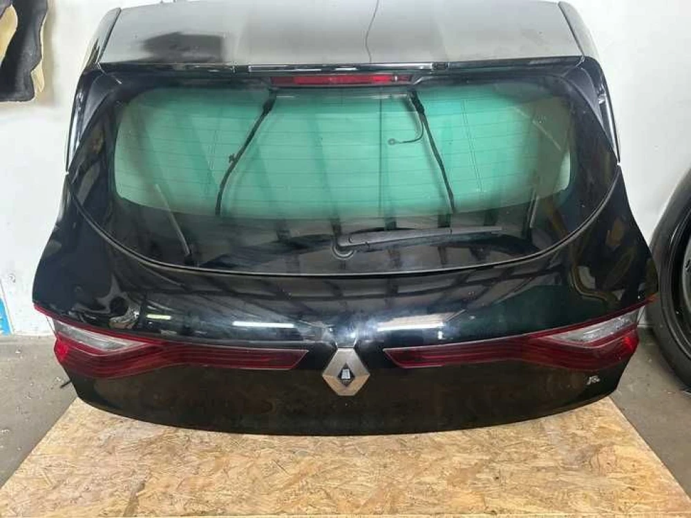 Крышка багажника Renault Megane IV