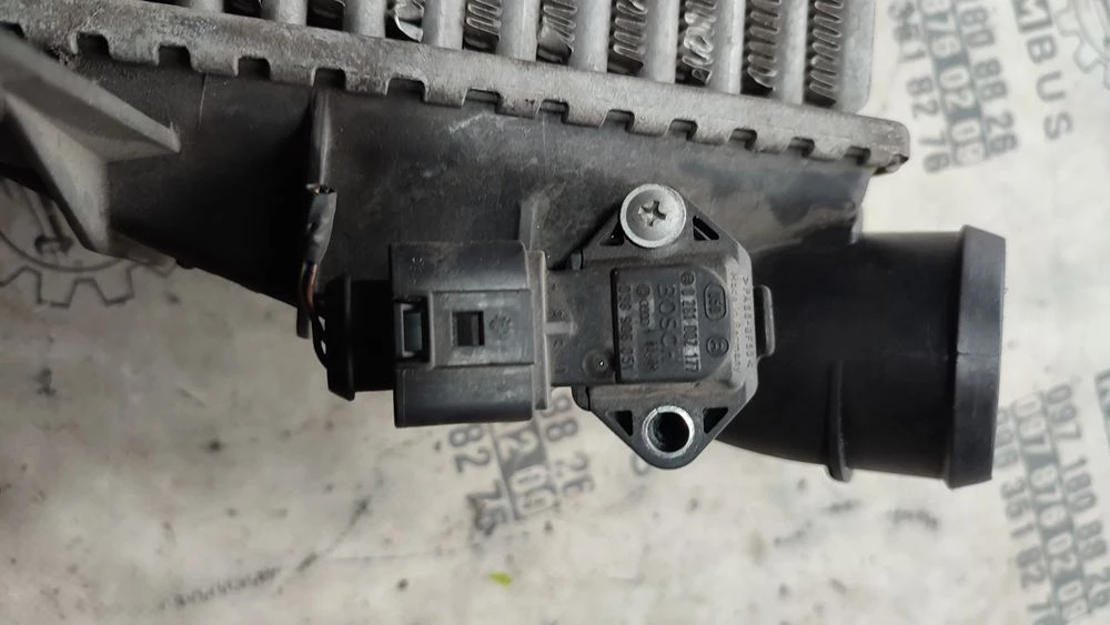 Радіатор інтеркулера Skoda Fabia 1.9 6Q0145804
