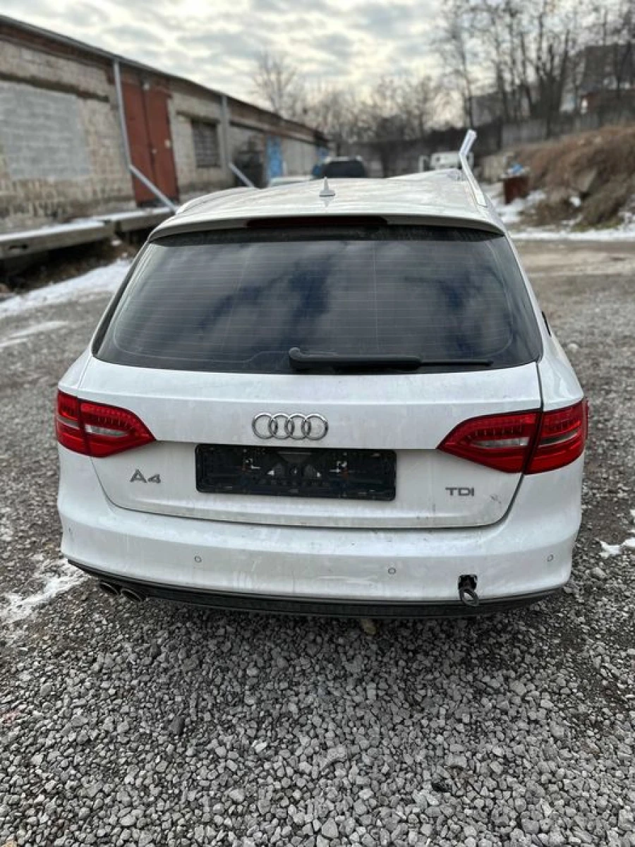 Пол багажника покрытие панель Audi A4 B8 2008-2016 Разборка Ауди А4 Б8