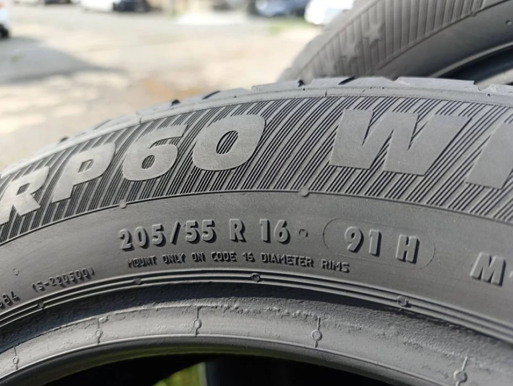 Зимові шини Platin 205/55 R16 резина Р16