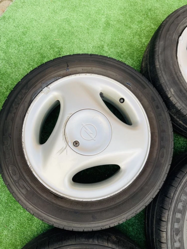 Диски 4/100 R14 з резиною 165/65