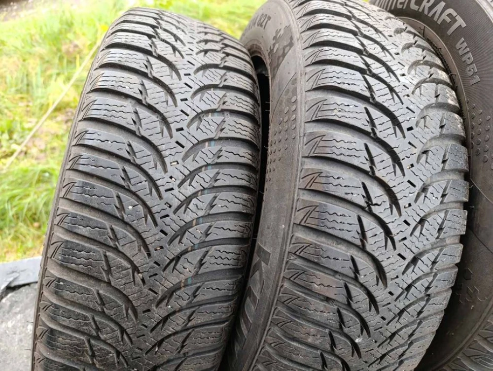Майже нові зимові шини Kumho 175/65 R14 резина Р14