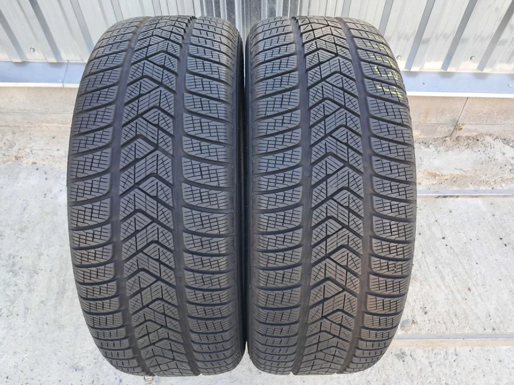 Резина зима 90% протектор Pirelli 255/55 R20 Scorpion Winter