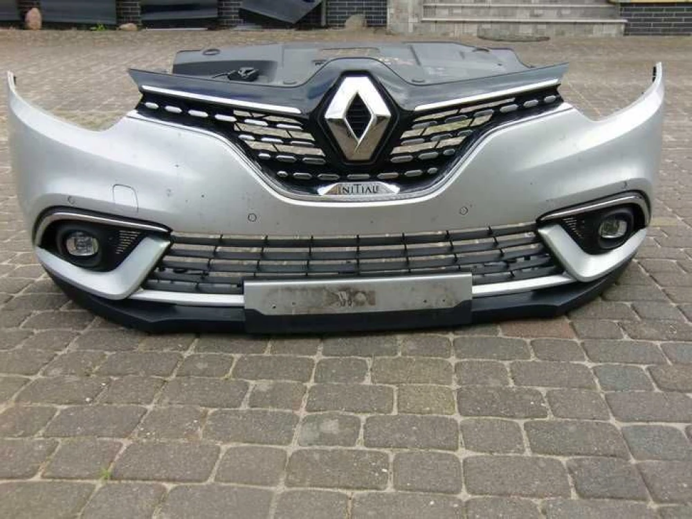 Бампер передний Renault Scenic IV