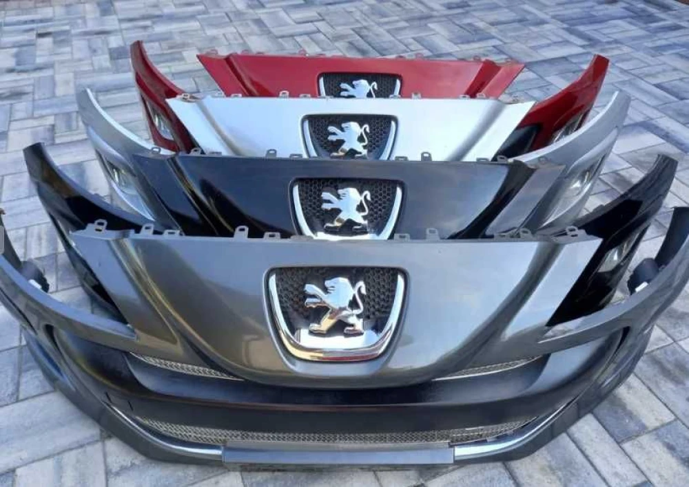 Пежо бампер передній/задній є на усі моделі Peugeot