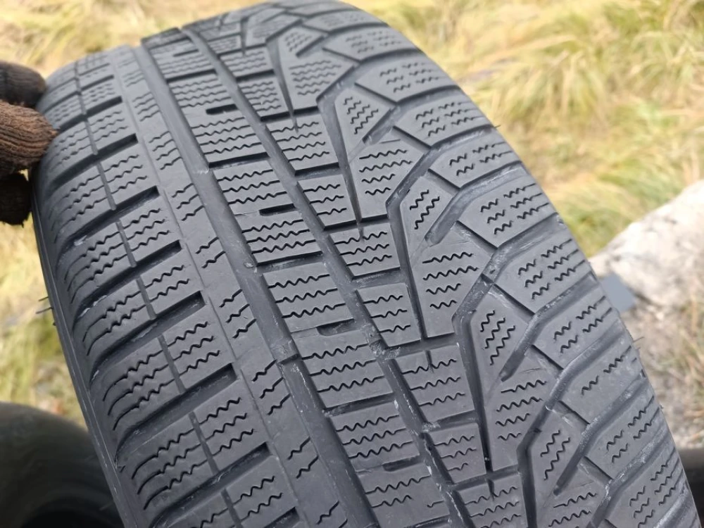 Зимові шини Hankook 205/55 R17 резина Р17