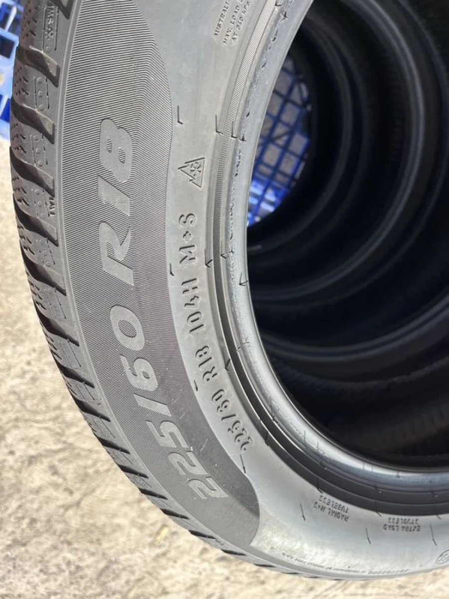 225/60 r18 Pirelli Sottozero 3 winter Резина зимняя
