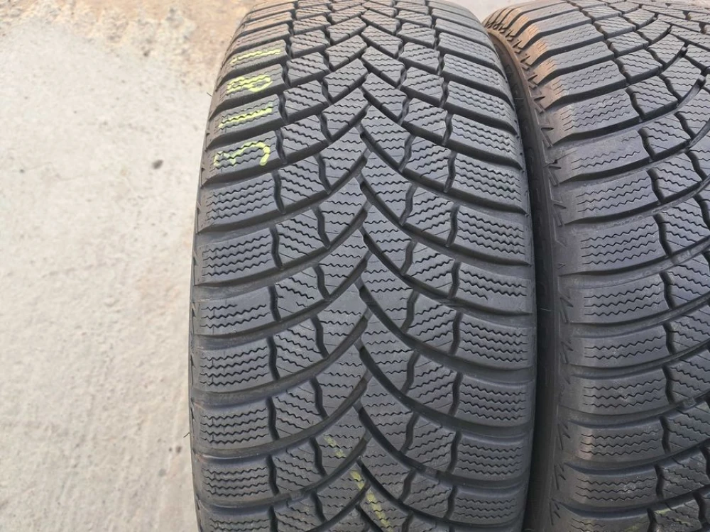 Резина зима 90% протектор Bridgestone 205/55 R16 Blizzak LM001 EVO
