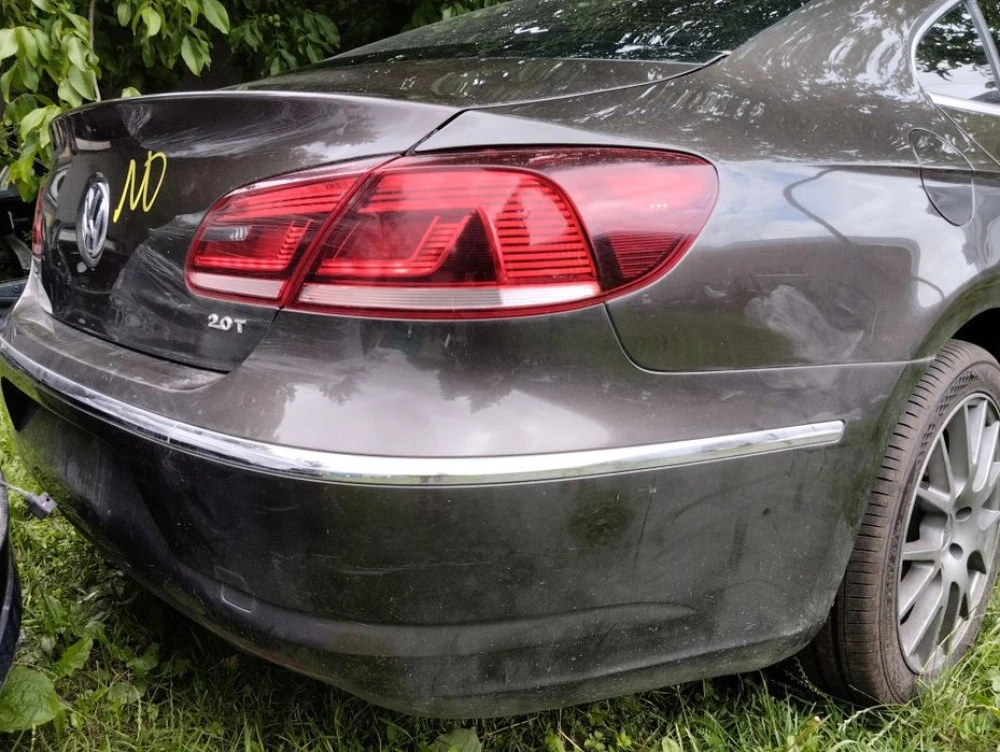 Крышка багажника ляда фонарь в крило бампер задний пассат СС VW CC
