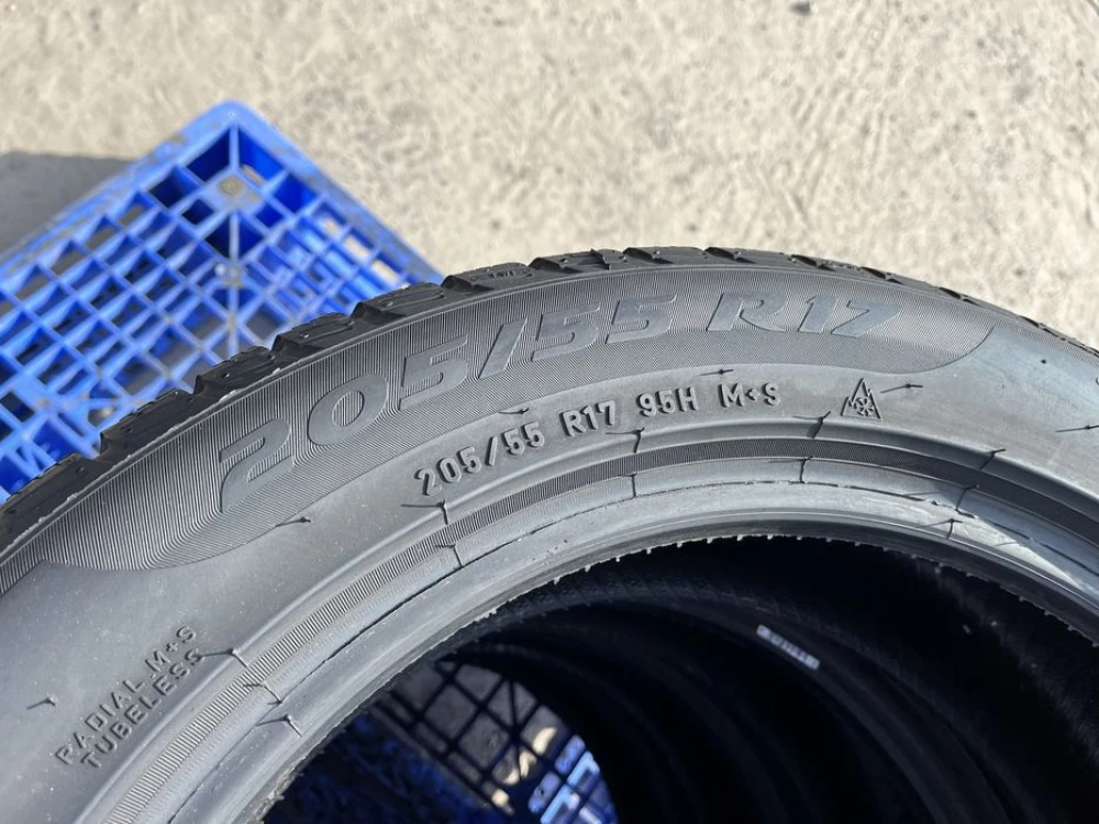 205/55 r17 Pirelli Sottozero 3 winter Резина зимняя