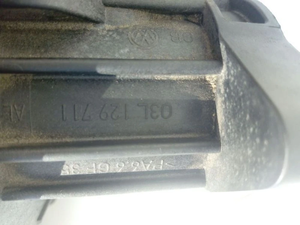 Впускной коллектор 03L 129 711 AL 1.6 TDI Volkswagen Passat B7 Colf 6