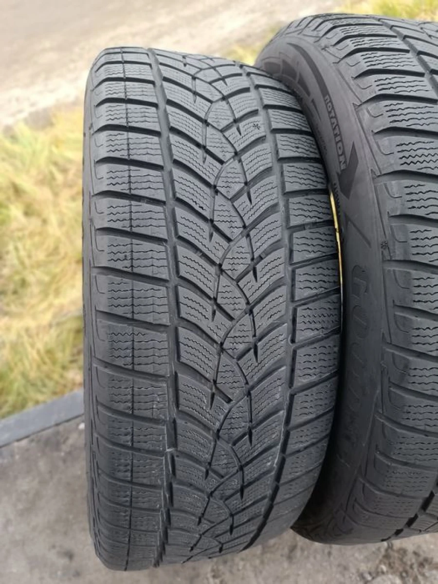 Зимові шини Goodyear 225/55 R18 резина Р18