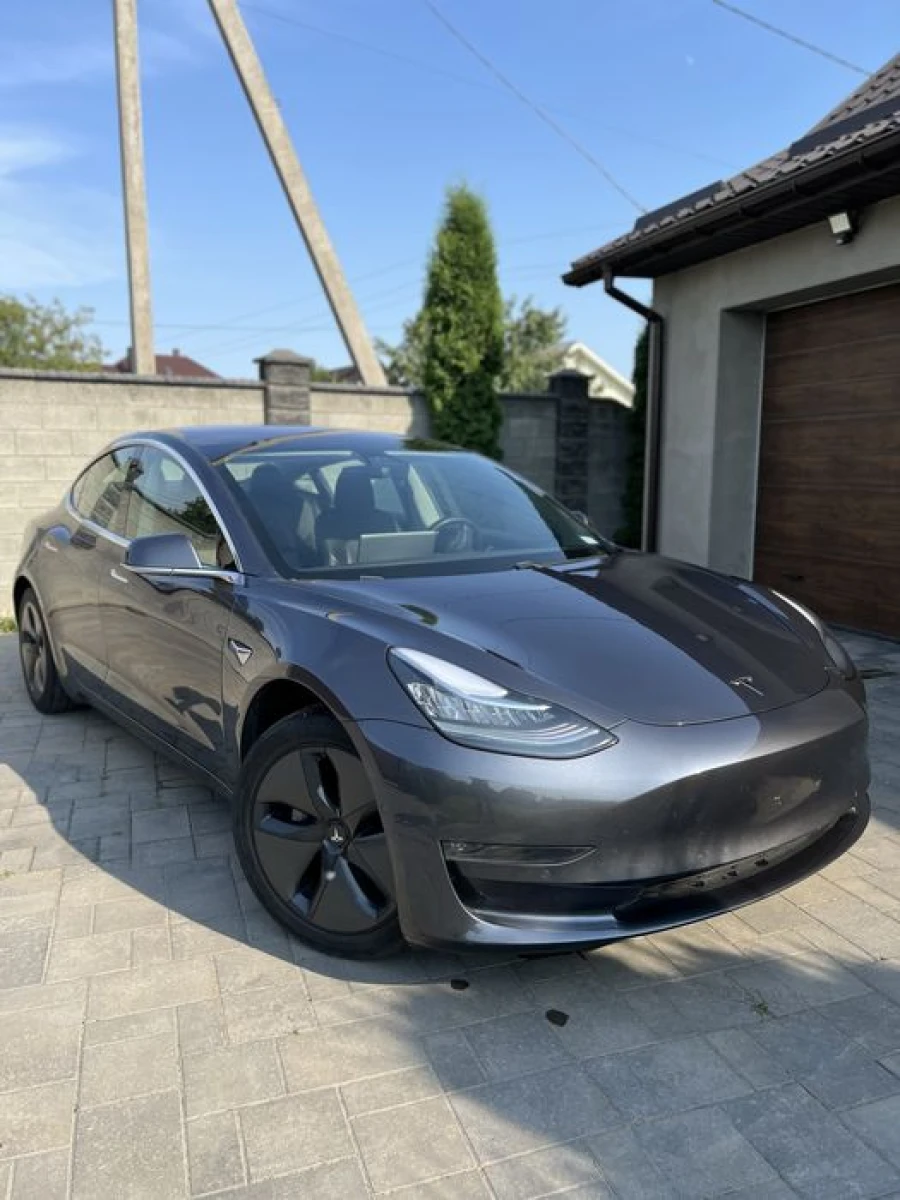 Радиатори касета в зборе Вентилятор Люверс Tesla Model 3 разборка