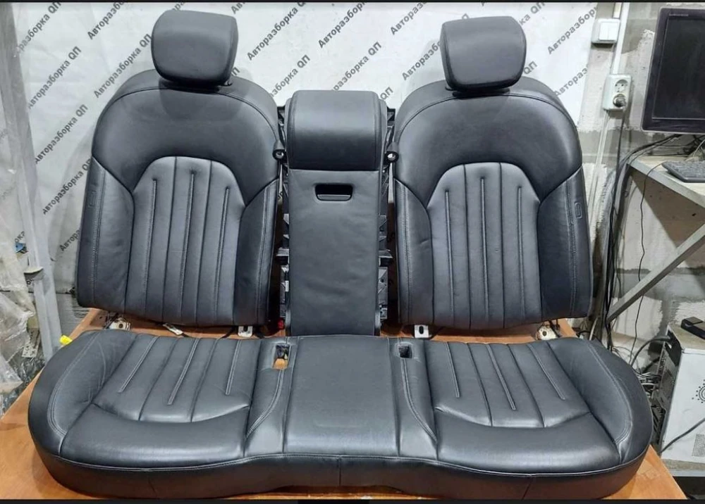 Салон (сиденья) Audi A8 (D4) черная кожа. Разборка Audi A8 (D4)