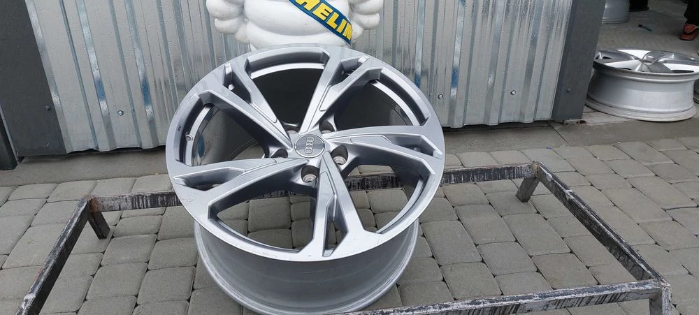 Диск ОДИН розпаровка Audi R20 5x130 11J ET60 e-TRON GT e tron RS