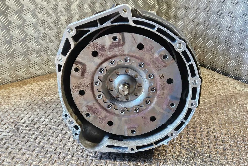 BMW  Коробка передач GA8X51CZ