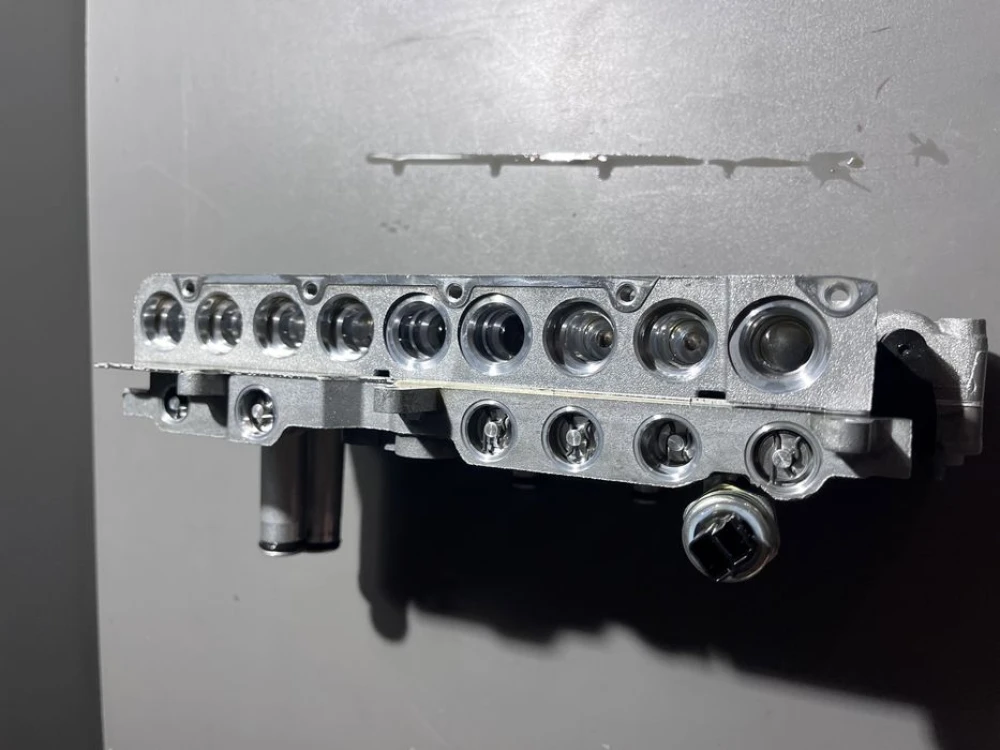 4753134AA блок управление гидравлической коробки jeep Cherokee