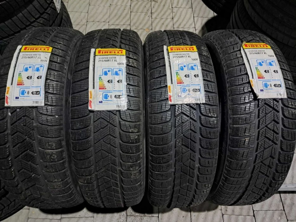 Резина зима НОВА Pirelli 215/60 R17 Scorpion Winter 100V XL