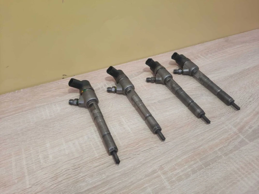Форсунка Opel 1.3 Фиат 0445110183 Fiat 1.3 Опель Форсунки 0445110351