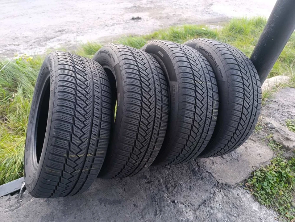 Зимові шини Continental 225/55 R16