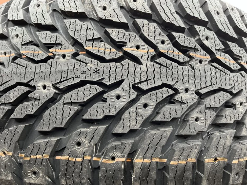 265/50 r19 Nokian Hakkapeliitta 9 SUV Резина зимняя НОВАЯ