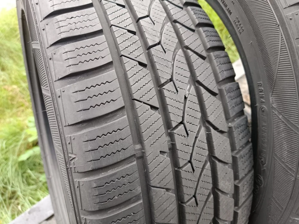 Зимові шини Falken 205/50 R17 резина Р17