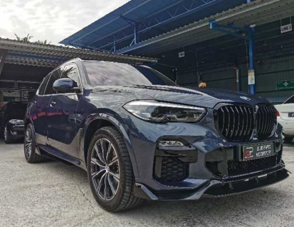 Обвес BMW X5 G05 M-Sport губа юбка пороги спойлер диффузор