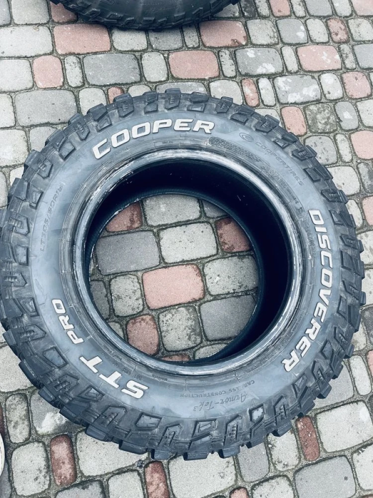 Шини 305/60 R18 Cooper Discoverer STT PRO 2017року USA