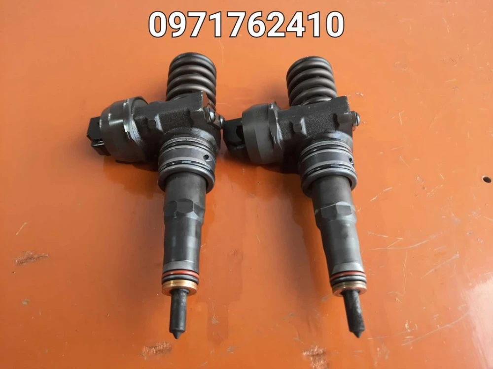 насос Форсунка 038130073BQ 0414720312 Volkswagen Passat Touran Golf